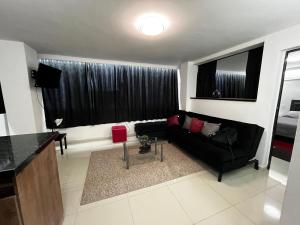 Modern Stay near Lleras Park