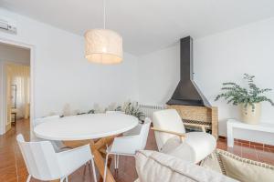 Milenial Immo Llotja Apartamento a 100 mts de la playa de Roses