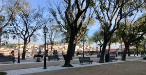 3Lisbon Downtown Private Bedroom River View