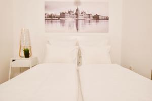 Sunset Point Apartment