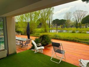 Villas Logement de Prestige avec piscine Vue sur le Golf de la Grande Motte : photos des chambres