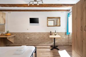 Creme by Life Homes