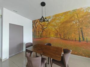 AMERIN MALL CONDO SUITE KL By VP
