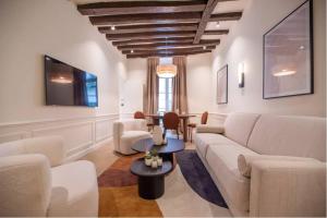 Luxury one bedroom flat near Le Louvre I