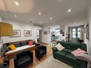 TreeStudio Apartment - Setubal