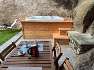Green Chalet Scalotta - Nature Relax Lake view with Jacuzzi and Spa