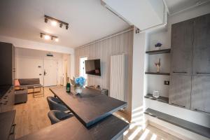 Maria Sea view Apartment Infinity Pools and Spa