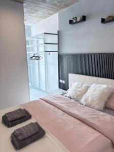 Paceville - 4A - Seaview 2BR, Near Beach & Bars