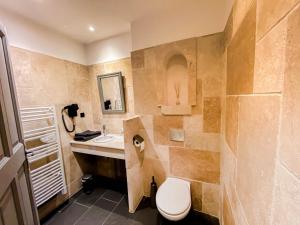 Hotels Auberge de la Tour de Brison : photos des chambres