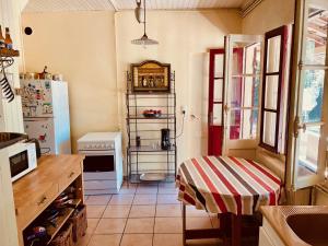 Maisons de vacances Charmante maison authentique, proche bassin : photos des chambres