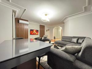 Luxurious apartment in Sisli area, three rooms and a living room