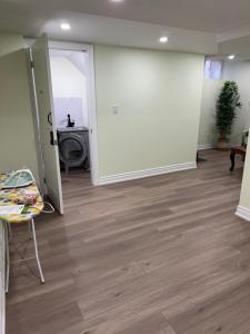 B2 Cozy room by Mendy