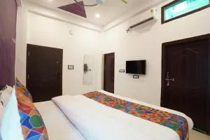 Awadh Royals Hotel - Ayodhya