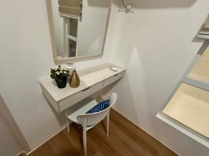 Entire Home For 2, Nearby Davao airport