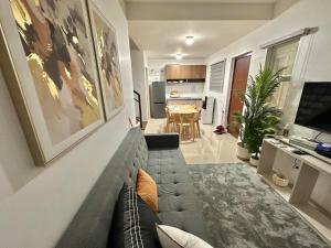 Entire Home For 2, Nearby Davao airport