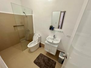 Entire Home For 2, Nearby Davao airport