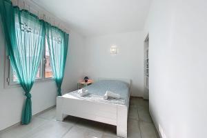 Spacious cocoon in Narbonne - with sea view