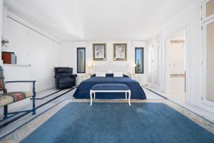 Luxury Living in Marbella Exclusive Villa RDR491