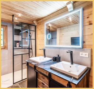 Chalets Chalet I Sous le Bois : photos des chambres