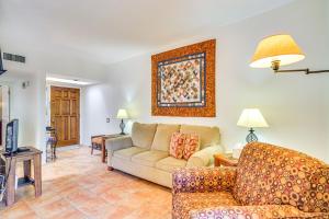 Close to Golf Mtn-View Townhome in Green Valley