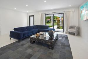 Modern Luxury Home with Racket Sports Gym BBQ