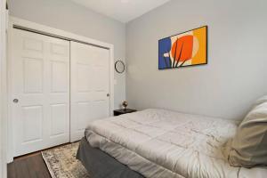 Modern 6BR House Steps to Wrigleyville