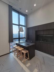 House with the best view new building, in the heart of Seoul, Dongdaemun History & Culture Park Station