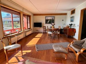 Departamento frente al lago