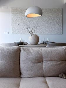 Oasis 325 - 2 bedroom with frontal sea and mountain view