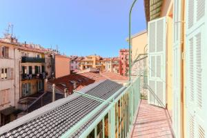 Modern 3BR Duplex Near Nice Port & Old Town | By Airnest