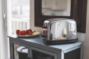 Lovely 2BR Flat 5 mins to Tube, Fullham