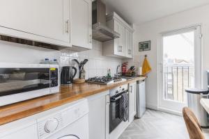 Lovely 2BR Flat 5 mins to Tube, Fullham