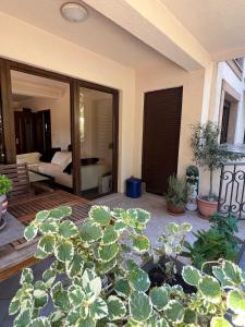 Idyll of Happy Moments