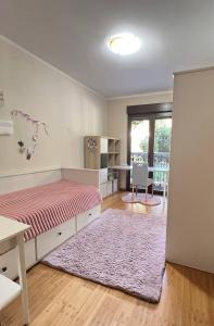 Idyll of Happy Moments