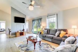 Port Charlotte Home Near Beaches and Dining - Murdock