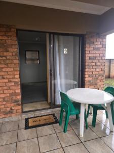 Fantasy Farmyard Guest House