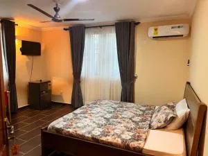 Kwasark Hotel - Ofankor