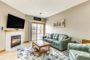 Lake Mills Retreat 1 Mi to Beaches and Dining! - Jefferson