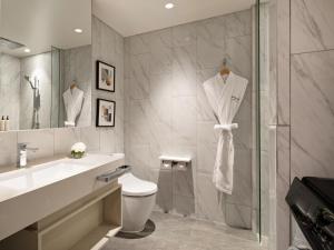 Swiss Advantage Studio with Twin Bed