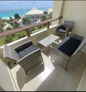 Solymar Cancún beachfront condos