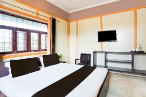 Super Hotel O GMS Road Ballupur Chowk