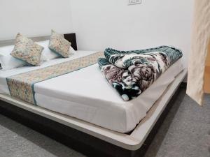 Hotel Deepak place