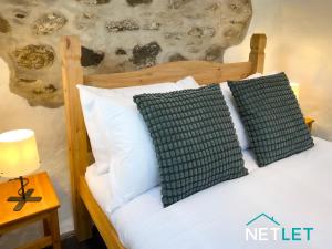 Ty Bedwen - Cosy Rural Retreat in St Davids