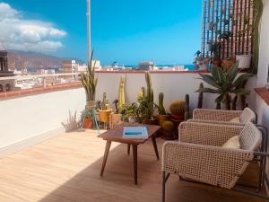 Ático con Terraza, Vistas Panorámicas y Parking