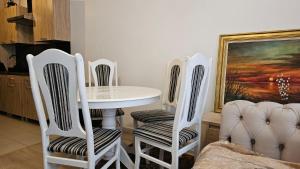 Butas su terasa Kauno centre pirmame aukšte Clinic