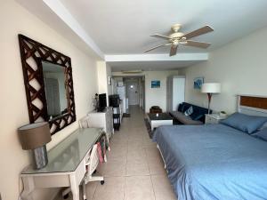 Paradise in Coronado Bay