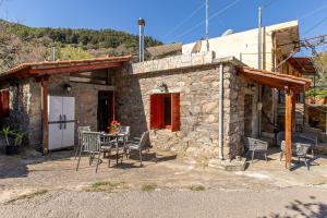 Vavouledo Village House