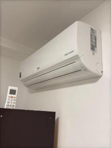 Apto Ed Wave, sol da manhã, andar alto, ótima localização