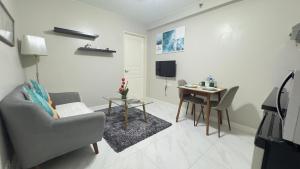 Monarch Parksuites Balmoral Place Unit 1616