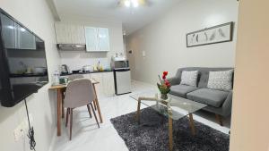 Monarch Parksuites Balmoral Place Unit 1616